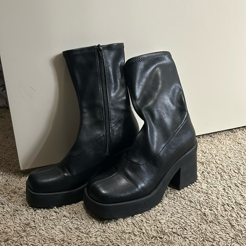 Steve Madden shirt black booties